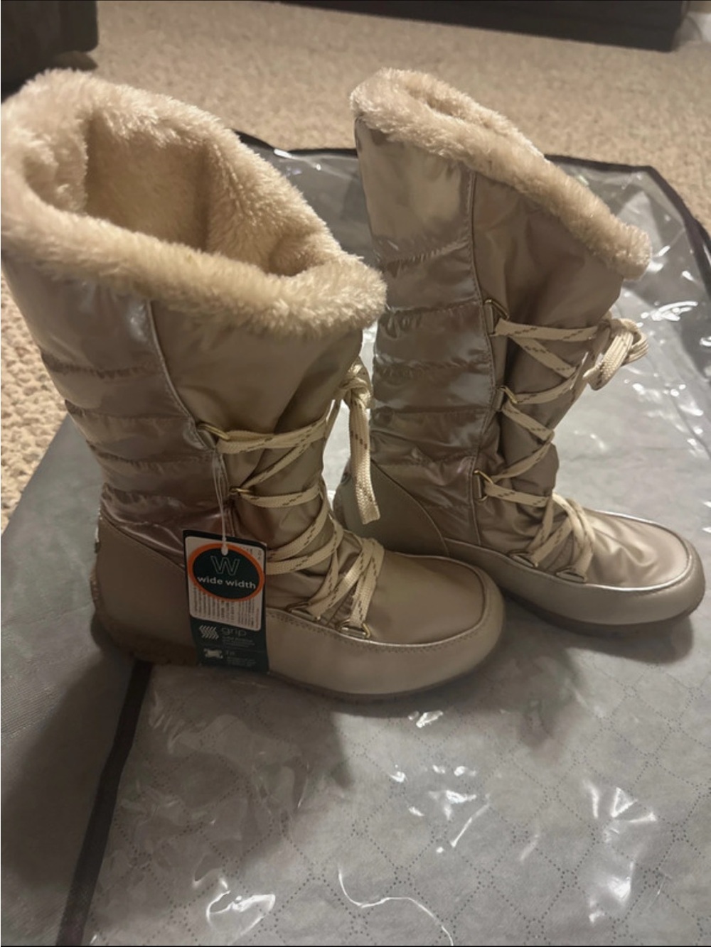 Sporto Beige Faux-Fur Lined Lace-Up Winter Boots